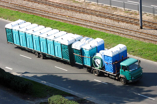 Best Affordable portable toilet rental  in St Elmo, IL